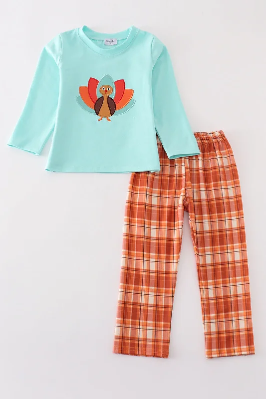 Everyday Style Green turkey applique boy set