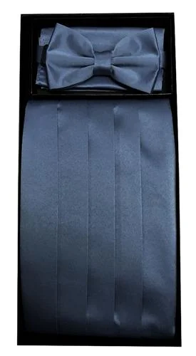 Wandering freely Charcoal Poly Satin Cummerbund, Bow Tie, and Hanky Set