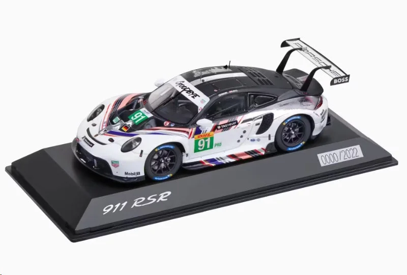 Design Must-have Porsche 911 RSR (992) Model Car 1:43 Scale - Goodbye #91