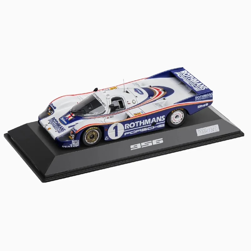 Warm Chic Outfits Porsche 956, 24 Hours of Le Mans 1982 Winner Model Car 1:43 - Rothmans Livery