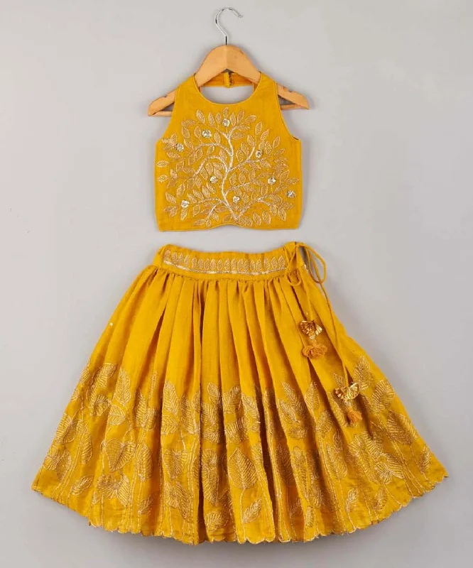 Pre-Order: Halter Neck Embroidered Top With Lehenga