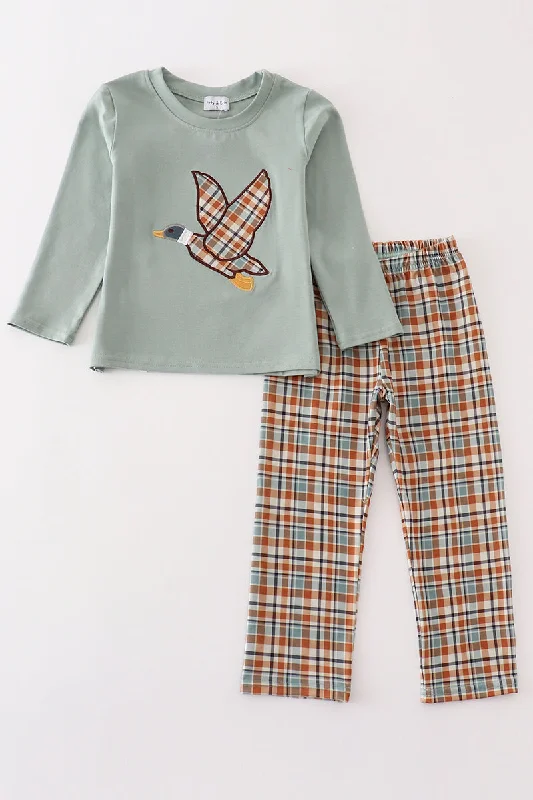 Simple Style Sage duck applique boy set