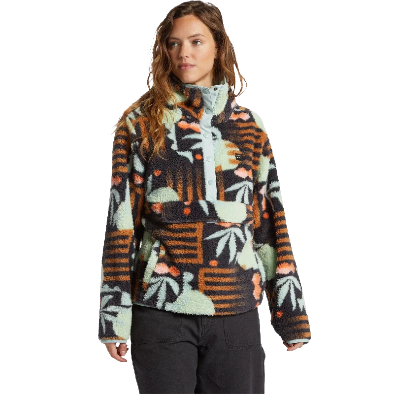 Embroidery Design Women's Switchback Pullover