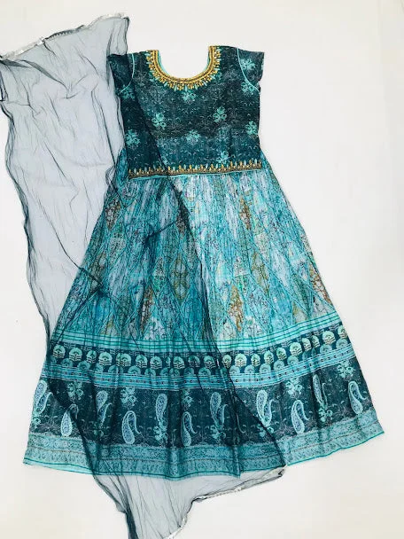 Fashion Wear Appealing Rama Green Color Art Silks Girls Choli Set