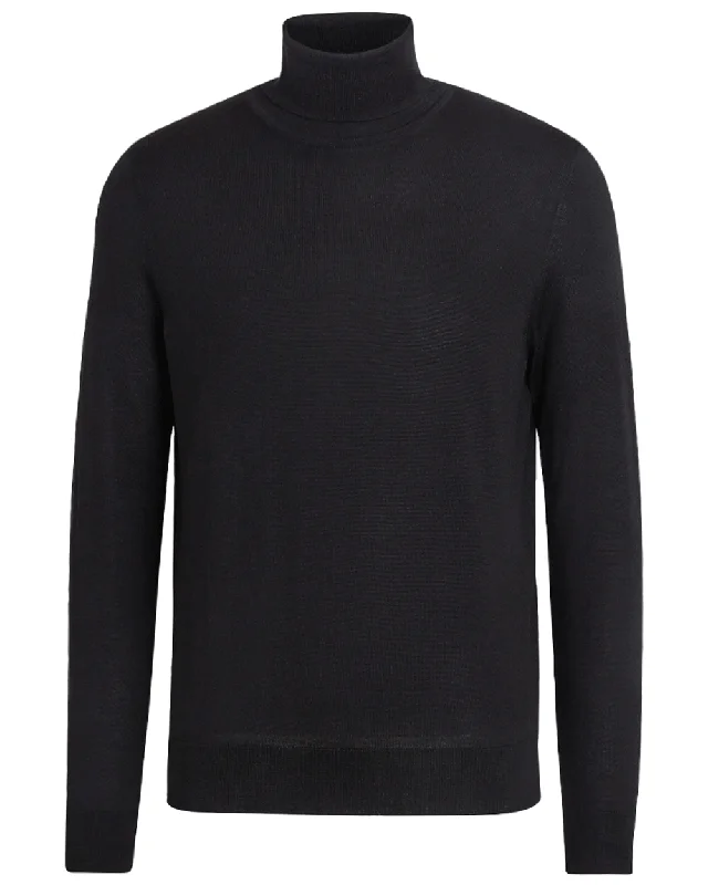 End Of The Year Black Oasi Cashmere Turtleneck Sweater