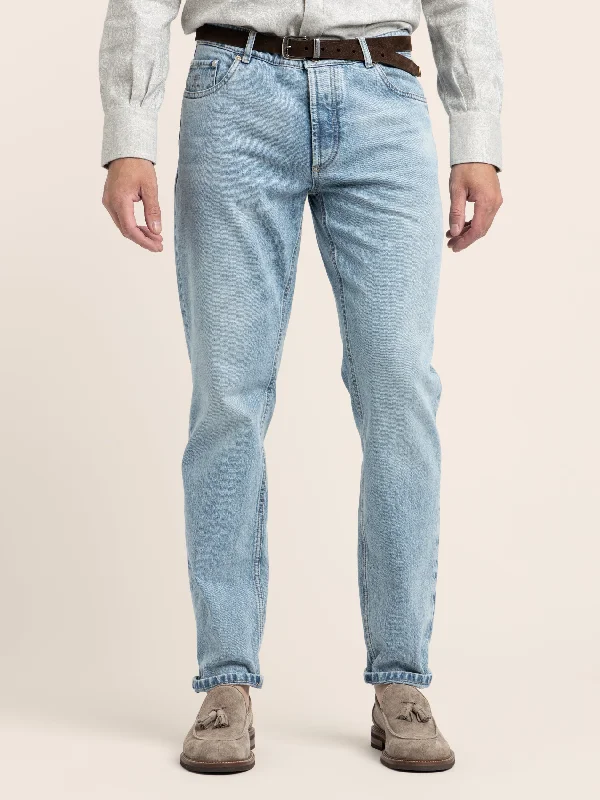 Fashionable Items Light Blue Traditional Fit Five-Pocket Jeans
