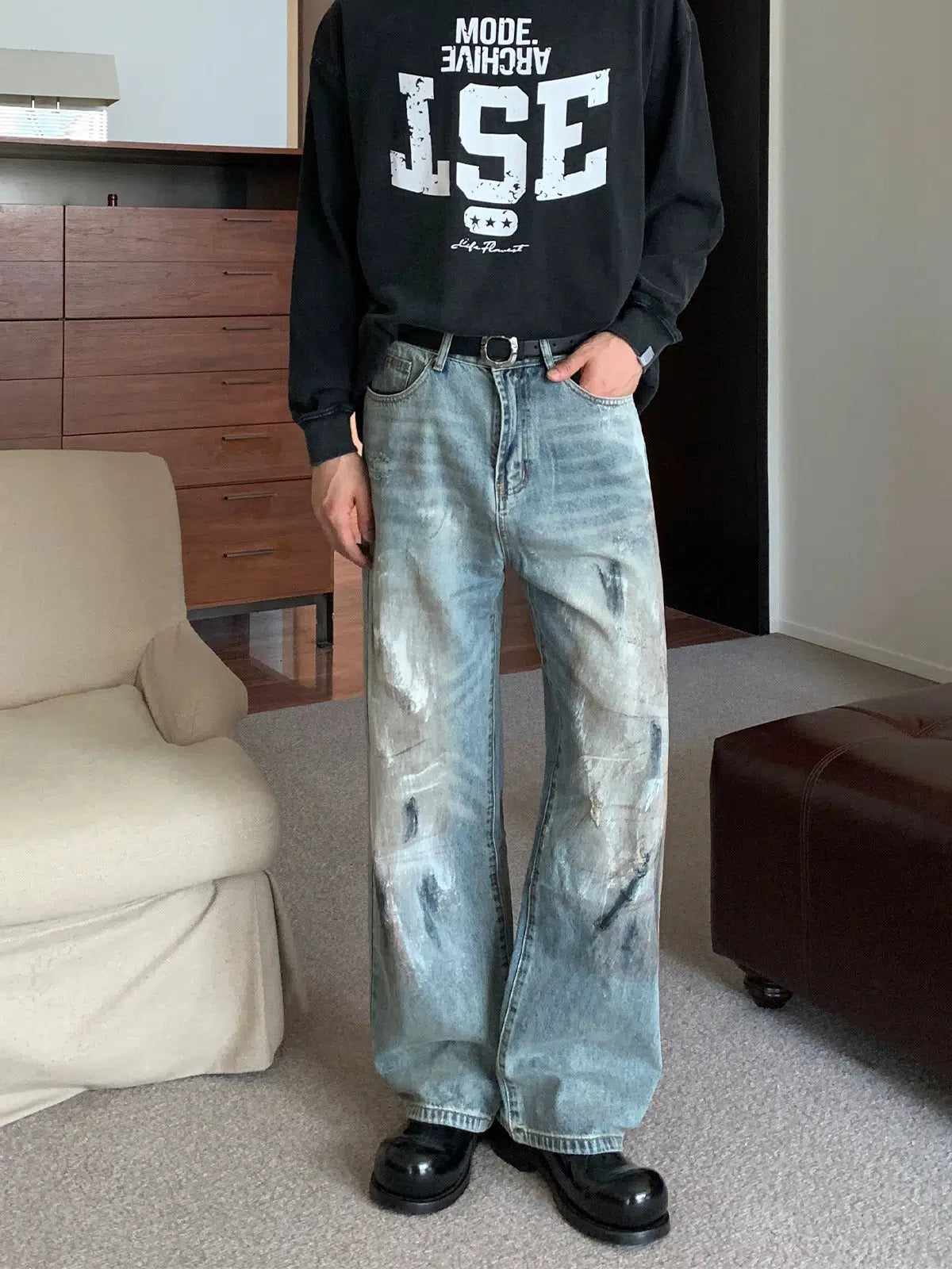 Slightly Flared Design Washed Dirty Wide-Leg Jeans