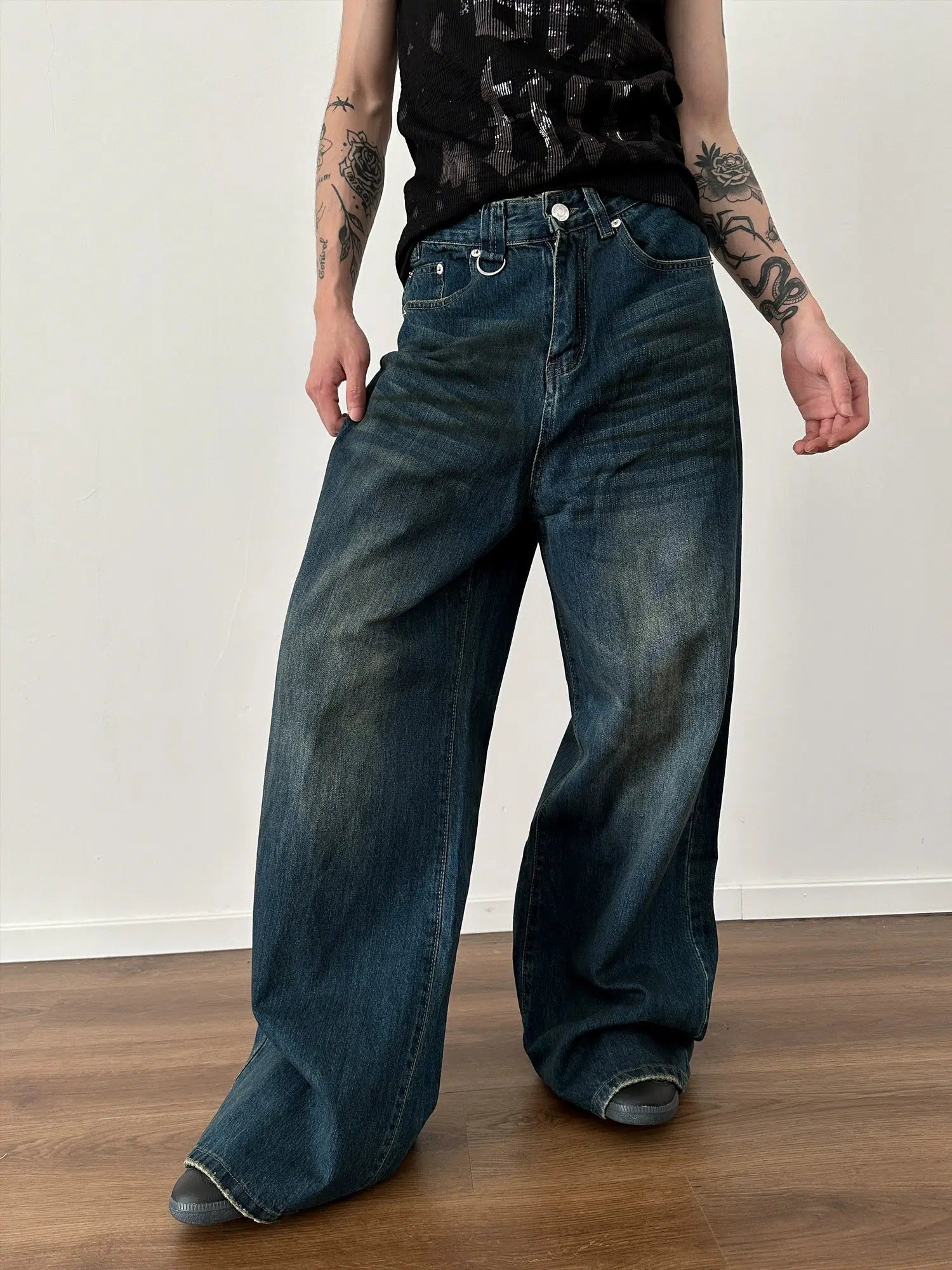 Chic Relaxation Wide-Leg Faded Denim Pants