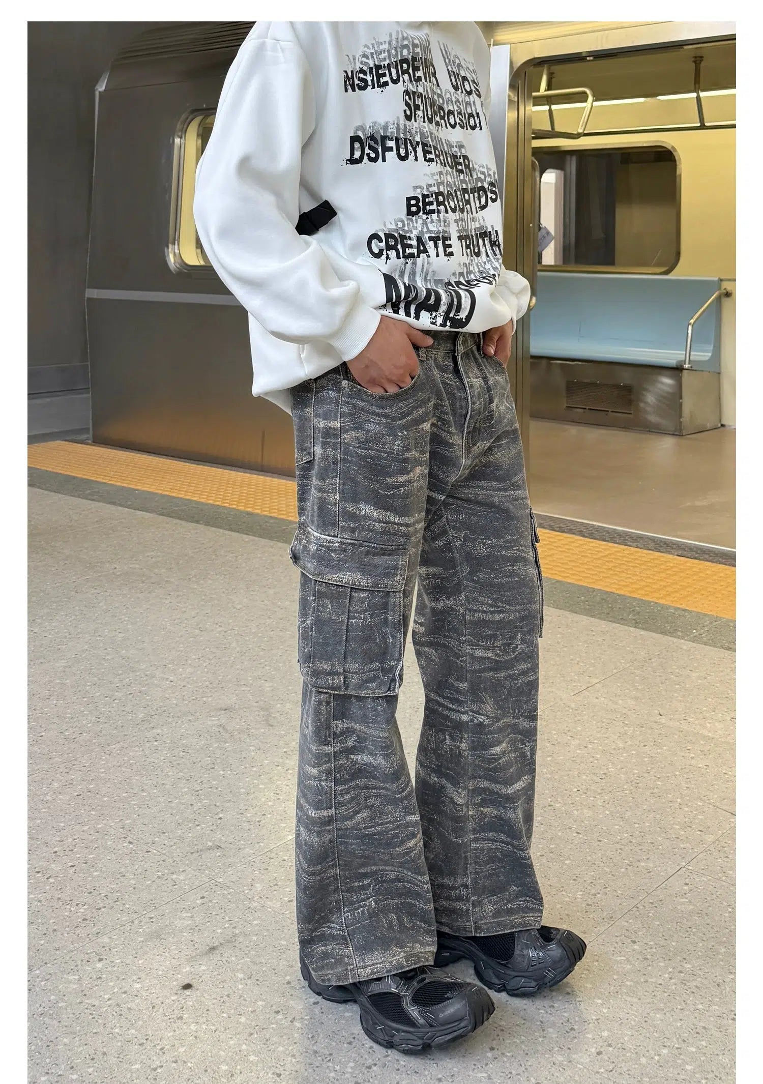 Fashionable Inner Wear Side Pockets Casual Cargo Pants