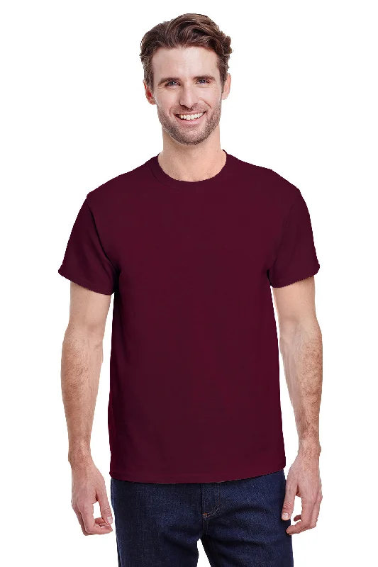 Ultra-lightweight Gildan Mens Short Sleeve Crewneck T-Shirt - Maroon