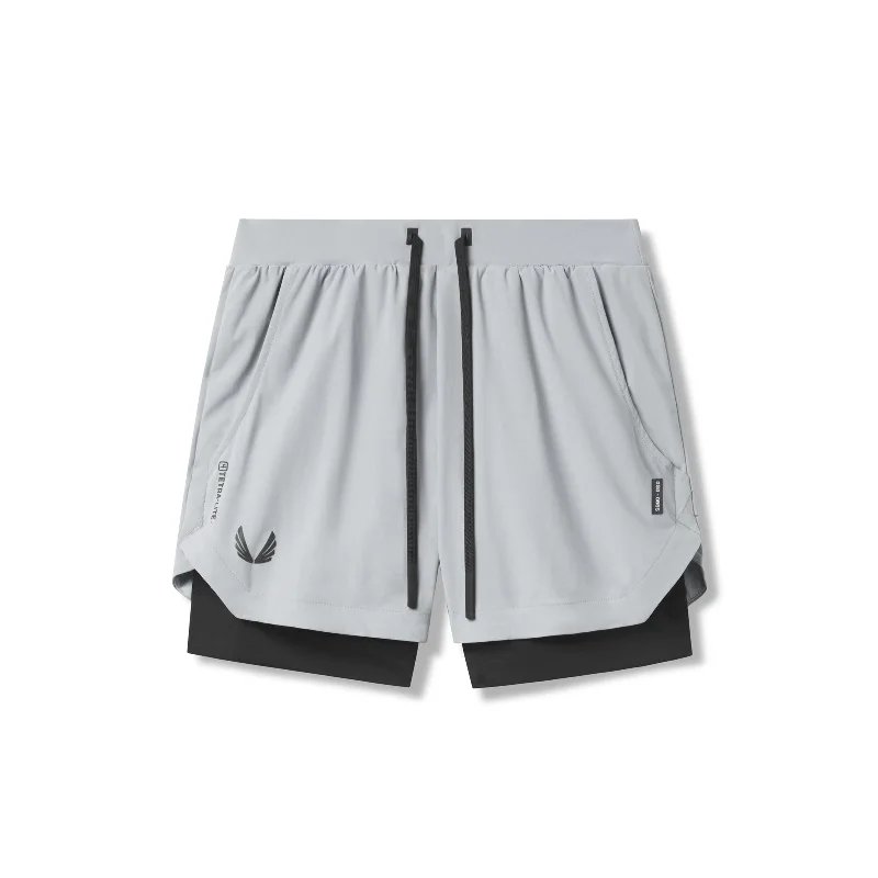 Celebrity Style 0865. Tetra-Lite® 5" Liner Short - Slate Grey "Wings"/Black