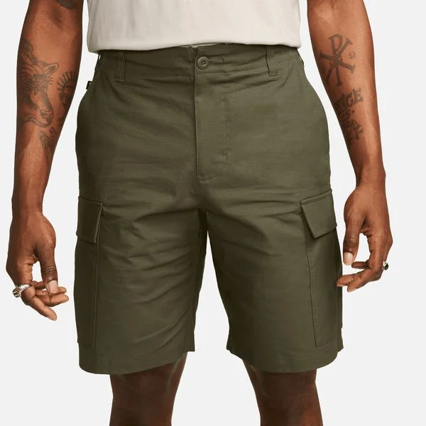 Street Charm Nike SB Kearny Skate Cargo Shorts Medium Olive